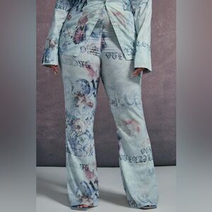 Pretty Little Thing Plus Blue Vintage Floral Print Chiffon Flare Pants